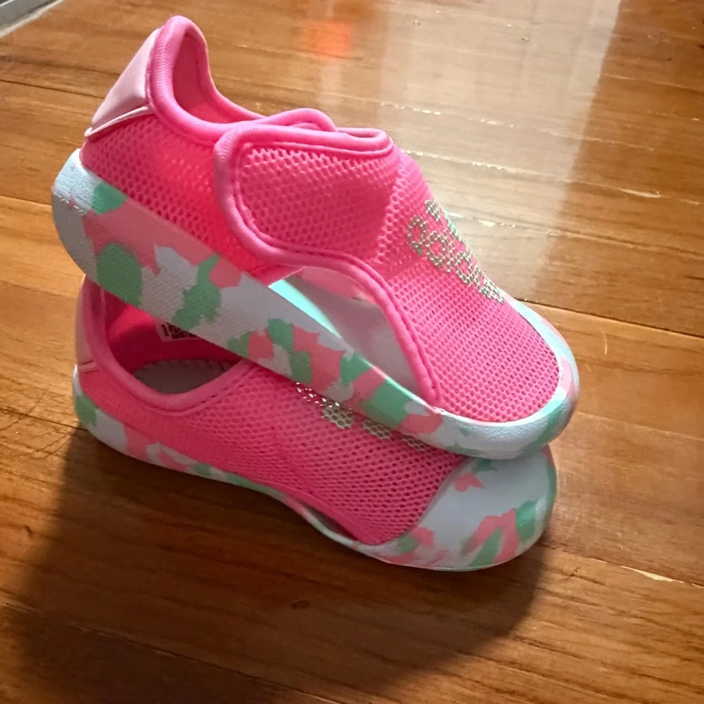 adidas bright sporty